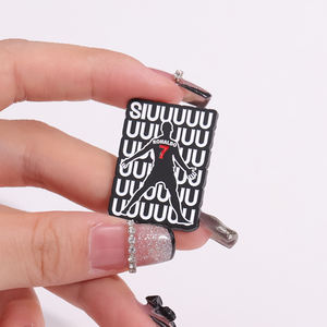 7e Voetballer Emaille Pin Ronaldo Sport Broche Keeper Metalen Badge Reversspeld Voor Kleding Rugzak - Product Image 5