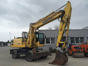 Excavadora de Orugas Komatsu PW200-7 WA Usada Original de Japón, Modelo 2018, Motor, Bomba, Caja de Cambios, Engranajes de Alta Calidad, 46 Toneladas - Product Image 2