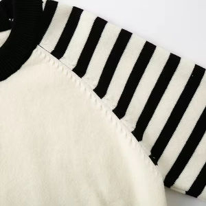 Vêtements Printemps-Automne Nouveaux Modèles Personnalisés pour Enfants – T-shirt Basique Tendance à Col Rond en Tricot Confortable pour Bébés Garçons - Product Image 4