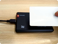 Lecteur de carte de bureau USB RFID EM4100 TK4100 Lecteur de carte Sortie de clavier de données Lecteur de bureau noir pour carte 125KHz