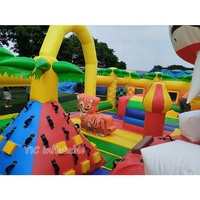 Tobogán Inflable Profesional con Forma de Tigre y Pared de Escalada, Certificado para Parques, Seguro