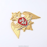 Vente chaude en alliage de Zinc 3D émail doux concepteur broches infirmière Badge pompier Badge pour le travail