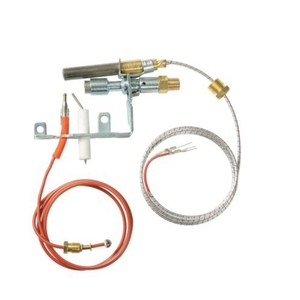 Ensemble de brûleur à gaz avec allumeur R-3624, thermocouple et calandre thermique pour installation encastrée - Product Image 1