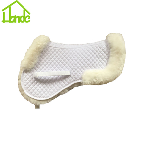 Almohadilla de sillín de caballo de piel de oveja blanca, piel de cordero australiana genuina con equipo Shorn para montar a caballo - Product Image 2