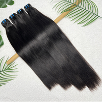 Extensions de cheveux vierges vietnamiens non traités à 100% Cheveux humains raides Yaki légers 15A en mèches