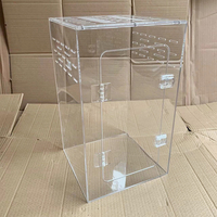 Usine de fabrication de cages d'exposition en acrylique poli pour reptiles et geckos