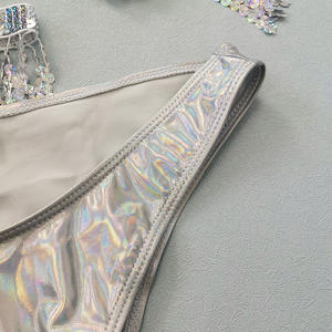 Conjunto de 2 Piezas para Mujer, Atuendo Metálico Brillante para Fiestas Rave, Top Halter con Escote, Bikini con Perlas, Antibacteriano y Transpirable para Festivales de Música - Product Image 6