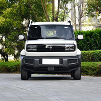 Voiture électrique à conduite à droite, véhicules à énergie nouvelle bon marché, voitures mini EV chinoises Wuling Baojun Yep fabriquées en Chine