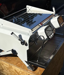 Máquina de Espresso Comercial Profesional Portátil de Dos Grupos, Semiautomática, Eléctrica, Programable, con Carcasa de Acero Inoxidable, 9 Bares - Product Image 4