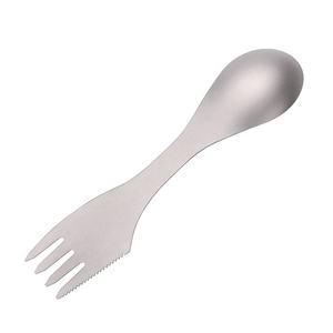 Camping <span class=keywords><strong>en</strong></span> plein air Pique-nique Accessoires Pur Titane Léger Spork Cuillère Fourchette Couteau Camping <span class=keywords><strong>Couverts</strong></span> Portable <span class=keywords><strong>3</strong></span> <span class=keywords><strong>en</strong></span> <span class=keywords><strong>1</strong></span> Spork - Product Image 2