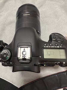 <span class=keywords><strong>Appareil</strong></span> <span class=keywords><strong>photo</strong></span> <span class=keywords><strong>numérique</strong></span> Canon 7D 90 % neuf avec objectif 18-135 mm, 18 MP, Full HD - Product Image 6