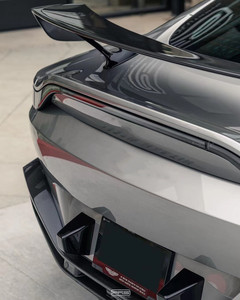FORAston Martin <span class=keywords><strong>VANTAGE</strong></span> Kit carrosserie <span class=keywords><strong>VANTAGE</strong></span> Pare-chocs en fibre de carbone style V12 amélioré, jupes latérales, diffuseur, capot - Product Image 3