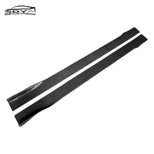 Minigonne laterali in fibra di carbonio stile <span class=keywords><strong>B</strong></span> C218 per Mercedes Benz Classe CLS C218 - Product Image 4