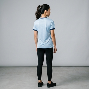 เสื้อยืดสปอร์ตแขนสั้นคอวีสีเขียวสำหรับผู้หญิง ทรงปกติ แห้งเร็ว โพลีเอสเตอร์ถัก สีทึบ ใส่ได้ในฤดูใบไม้ผลิและฤดูร้อน - Product Image 4