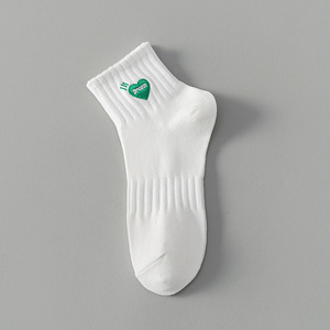 Calzini Bianchi <span class=keywords><strong>100</strong></span>% <span class=keywords><strong>Cotone</strong></span> Anti-Odore a Metà Polpaccio e alla Caviglia per Giovani, Bambini e Studenti, Calzini Sportivi Traspiranti per Primavera ed Estate - Product Image 5