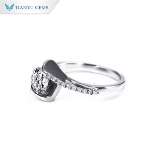 Bague Tianyu de luxe en argent sterling 925 avec moissanite 0,5 ct et 1 ct, couleur D, taille ronde, minimaliste, pour fiançailles, pour femmes - Product Image 3