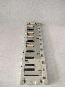 Module de communication BMXXBP0800, rack de base M340 - 8 emplacements - panneau - Product Image 3