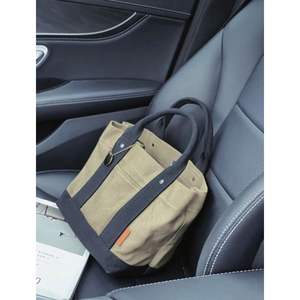 Bolsa de Mano Tipo Tote con Solapa, Diseño Geométrico Multicompartimento, Alta Calidad, Venta al Por Mayor 2024, para Mujer, para Exteriores, con Cierre, Forro de Nailon - Product Image 3