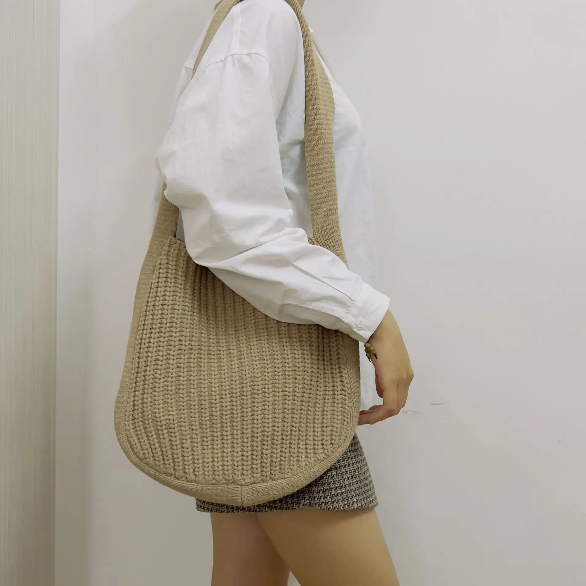 2023 Bohemian Beach Travel Eco Simple Stylish Large Capacity Knitted Hand Aesthetic Shopping Hobo Shoulder Tote Bag