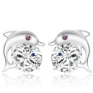 Pendientes de Plata 925 con Forma de Delfín y Cristales de Estrás, Joyería para Mujer de Uso Diario - Product Image 4