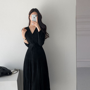 <span class=keywords><strong>Robe</strong></span> <span class=keywords><strong>pull</strong></span> plissée boutonnée à col en V pour <span class=keywords><strong>femme</strong></span>, manches longues, ceinturée, en maille, maxi, élégante, tenue de travail automne-hiver 2026 - Product Image 4