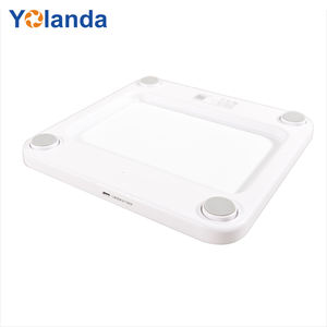 Balance de graisse corporelle intelligente à 8 capteurs rentable Affichage LED numérique <span class=keywords><strong>rechargeable</strong></span> Balance de pesage personnelle domestique - Product Image 4