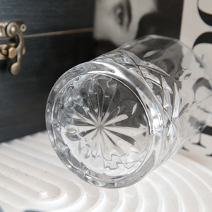 Barware Old Fashioned Lowball Glass Crystal Whisky Rocks Glass Stone Ice Cube Gift Set Juego de vasos de whisky con caja de madera negra - Product Image 3