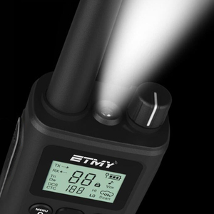 วิทยุสื่อสาร FRS Walkie Talkie Torch 2W UHF ระยะ 2 กม. สำหรับผู้ใหญ่ แบบพกพา ชุดวิทยุสื่อสารสองทาง สำหรับกิจกรรมกลางแจ้ง โรงแรม ร้านค้าปลีก บ้าน และสถานการณ์ฉุกเฉิน - Product Image 6