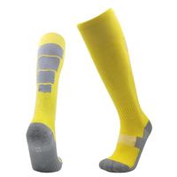 Vente en gros de chaussettes unisexes de football couleur chaussettes de football rembourrées anti-dérapantes pour adultes en plein air