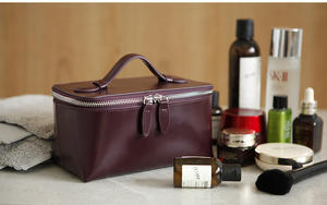 Ins Color sólido Cuero genuino Cremallera Artículos de tocador Maquillaje Organizar Bolsa de maquillaje Mango de color sólido Cremalleras portátiles Bolsa de cosméticos - Product Image 4