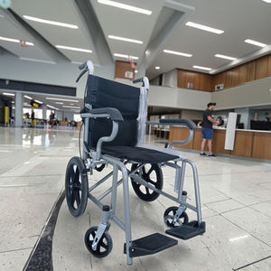 鉄骨フレーム折りたたみマニュアル車椅子軽量輸送調整可能アームレスト付き - Product Image 6