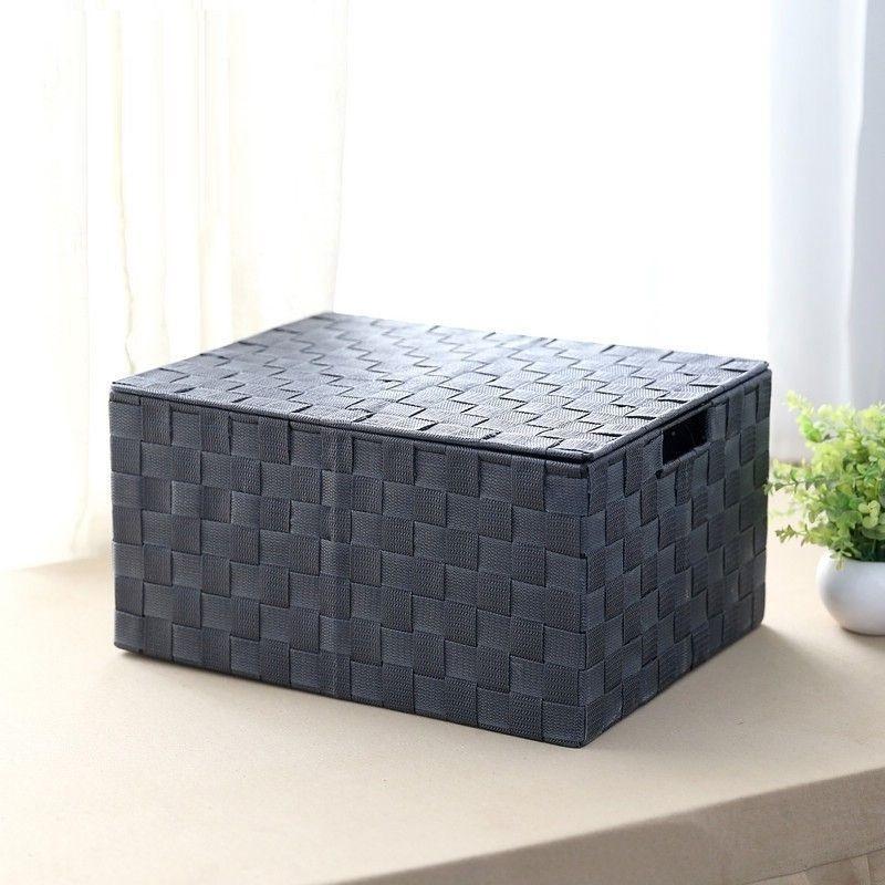 สีเทาเข้ม