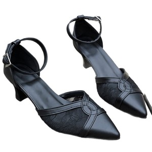 Nouvelle Arrivée Sandales Creuses à Talon Moyen en Maille Respirante avec Chaîne pour Femmes Grandes Tailles - Product Image 5