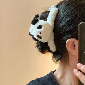 Grande pince à cheveux en fourrure douce <span class=keywords><strong>Panda</strong></span> Accessoires Barrette en peluche Lapin Grenouille Pince à cheveux Requin - Product Image 5