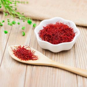 Sıcak yeni safran ot otantik konuları zengin Aroma canlı renk çin'den üstün kalite safran - Product Image 4