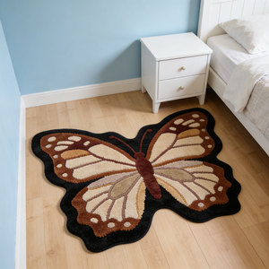 Alfombra Personalizada en Forma de Mariposa Rosa Marrón, Alfombras de Área con Diseño Personalizado para Sala de Estar, Alfombras de Lujo Hechas a Mano de Lana - Product Image 1