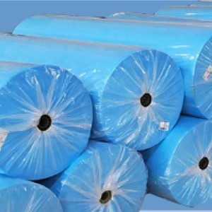 Rouleau de tissu non tissé en polypropylène (PP), 100% polypropylène pour l'emballage, l'agriculture, le médical <span class=keywords><strong>et</strong></span> le textile de maison - Product Image 1