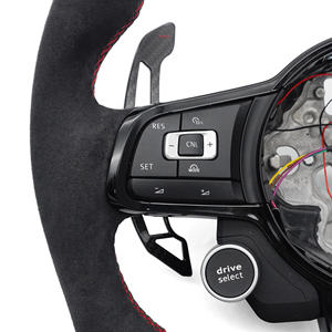 Volant personnalisé adapté à Volkswagen <span class=keywords><strong>GOLF</strong></span> 7 <span class=keywords><strong>GOLF</strong></span> GTI GTD GTE POLO TRoc Arteon Passat Tiguan Volant en fibre de carbone LED - Product Image 3