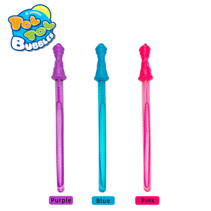 Bâton à <span class=keywords><strong>bulles</strong></span> géant pour enfants, souffleur <span class=keywords><strong>de</strong></span> <span class=keywords><strong>bulles</strong></span> en vrac, grande baguette à <span class=keywords><strong>bulles</strong></span>, bâton à <span class=keywords><strong>savon</strong></span> à long manche souple, pour le plaisir en extérieur et les fêtes - Product Image 4