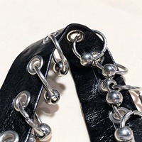 Ceinture circulaire en cuir PU de couleur unie avec œillets, perles cousues à la main, anneaux et garniture à pompons pour jupes de danse, bagages et vêtements