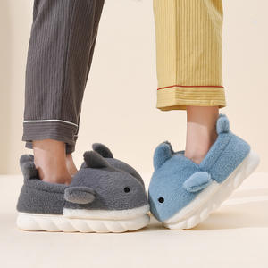 <span class=keywords><strong>Requin</strong></span> femmes hiver en peluche pantoufles semelle épaisse mignon fourrure en peluche talon fermé EVA semelle extérieure chaude pour dames - Product Image 3