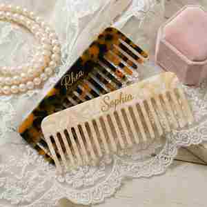 Peine de Viaje Personalizado con Nombre Grabado, Peine de Acetato Antiestático, Herramienta Portátil para Peinar el Cabello para Mujeres - Product Image 6
