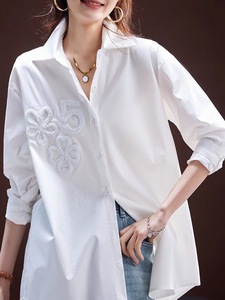 Nuova Camicia Casual <span class=keywords><strong>da</strong></span> Donna 2026 - Applicazione Floreale con Perline e Numero 5, Blusa Bianca Oversize a Maniche Lunghe - Product Image 1