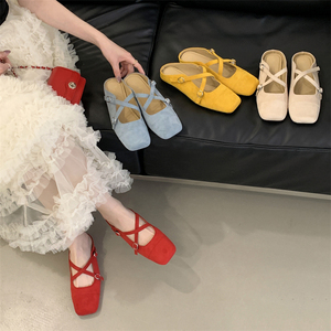 Sandales plates pour femmes de style asiatique du Sud-Est, bout carré, confortables, antidérapantes, plateforme tendance - Product Image 1