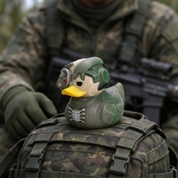 Canard en caoutchouc tactique pour Jeeps, jouet à presser en PVC, canard des forces spéciales avec casque, canard flottant en vrac, décoration de bureau, cadeau anti-stress