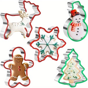 Lot de 5 emporte-pièces de Noël en acier inoxydable <span class=keywords><strong>pour</strong></span> gâteaux et biscuits, avec motifs flocon de neige et sapin de Noël, <span class=keywords><strong>pour</strong></span> <span class=keywords><strong>la</strong></span> pâtisserie - Product Image 3