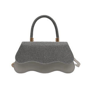 Sac à bandoulière décontracté tendance brillant et scintillant pour femmes, nouveau modèle été 2025, petit sac carré à main, vente en gros - Product Image 1