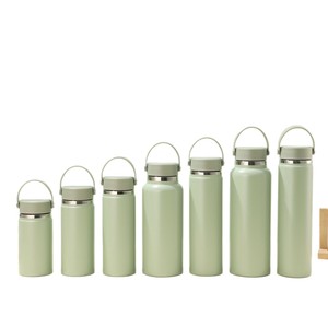 Botella de agua aislada de acero inoxidable 304 de gran capacidad, portátil, para senderismo y deportes al aire libre - Product Image 4