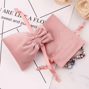 Petits sacs à cordon en velours <span class=keywords><strong>rose</strong></span> imprimés avec logo personnalisé de haute qualité pour boucle d'oreille pochette à bijoux avec ruban pochette cadeau pour <span class=keywords><strong>parfum</strong></span> - Product Image 2