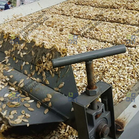 Automatische notendroger voor walnoten, hazelnoten, cashewnoten, pinda's en zonnebloempitten.
